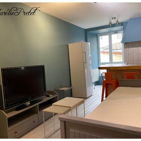Appartement Porte Du Cantal Massiac Exteriér fotografie
